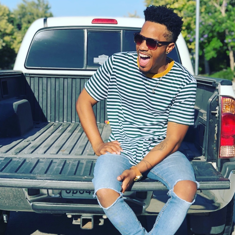 Meet your Posher, Larry